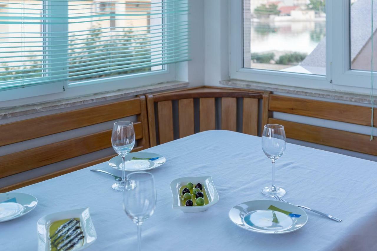 Apartments Jakovcev Betina  Ngoại thất bức ảnh